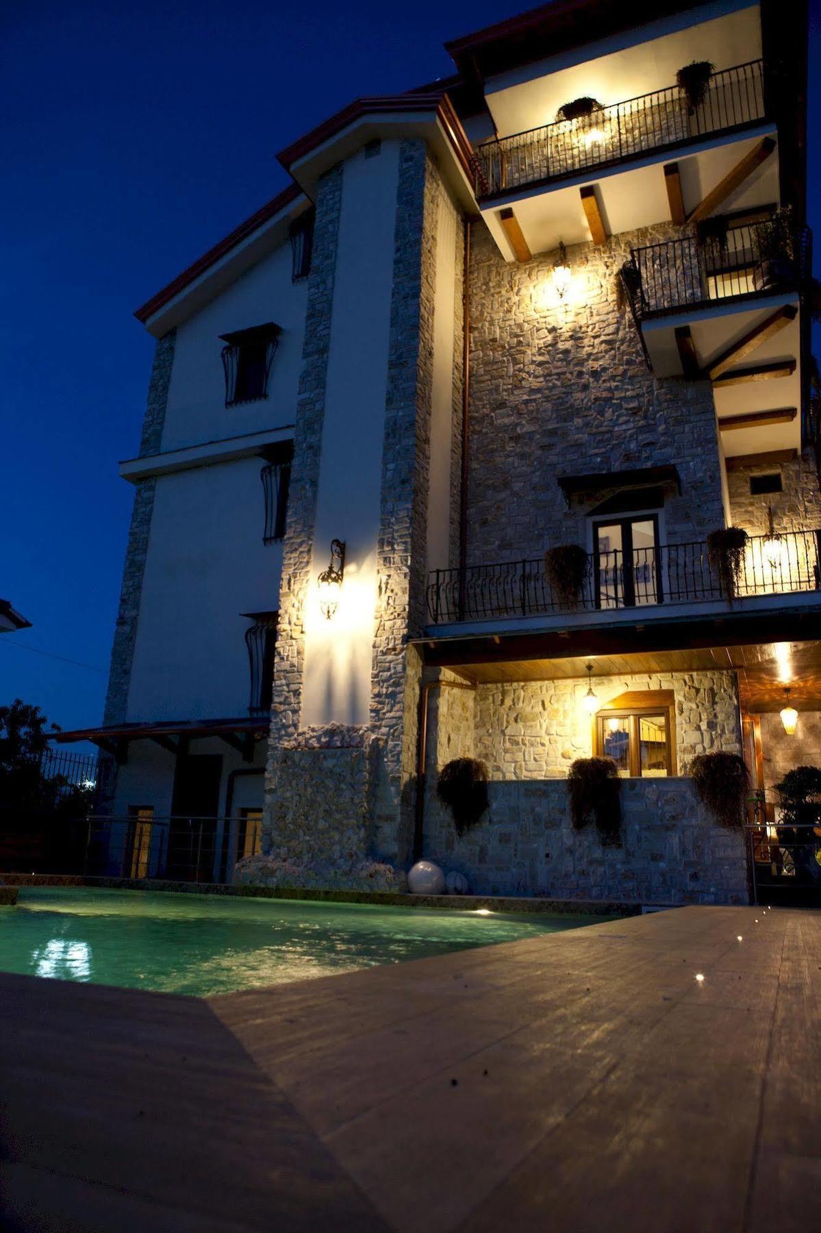 Clementina Hotel 3*